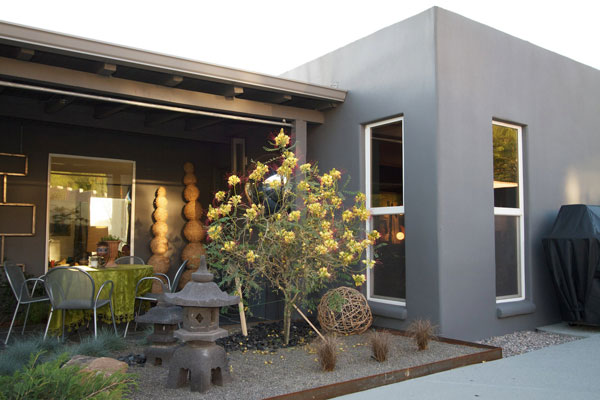 The Phillips/Lopez Residence on the Modern Phoenix Hometour 2011